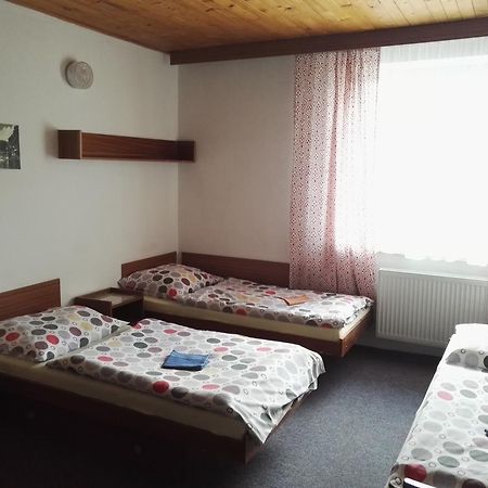 Penzion Tenis Poděbrady Extérieur photo