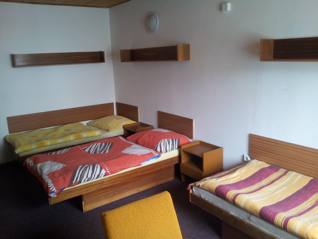 Penzion Tenis Poděbrady Chambre photo