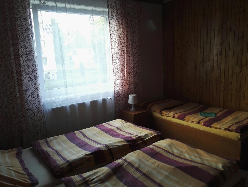 Penzion Tenis Poděbrady Extérieur photo